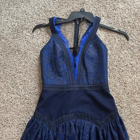 Three Floor Dress - Picture 2 of 7